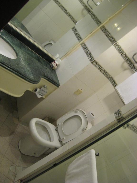 Casuarina Hotel Kota Kinabalu Zimmer foto