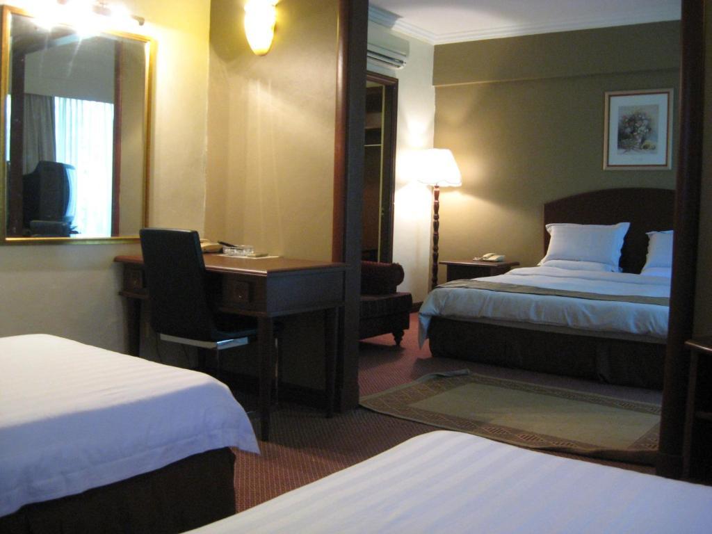 Casuarina Hotel Kota Kinabalu Zimmer foto